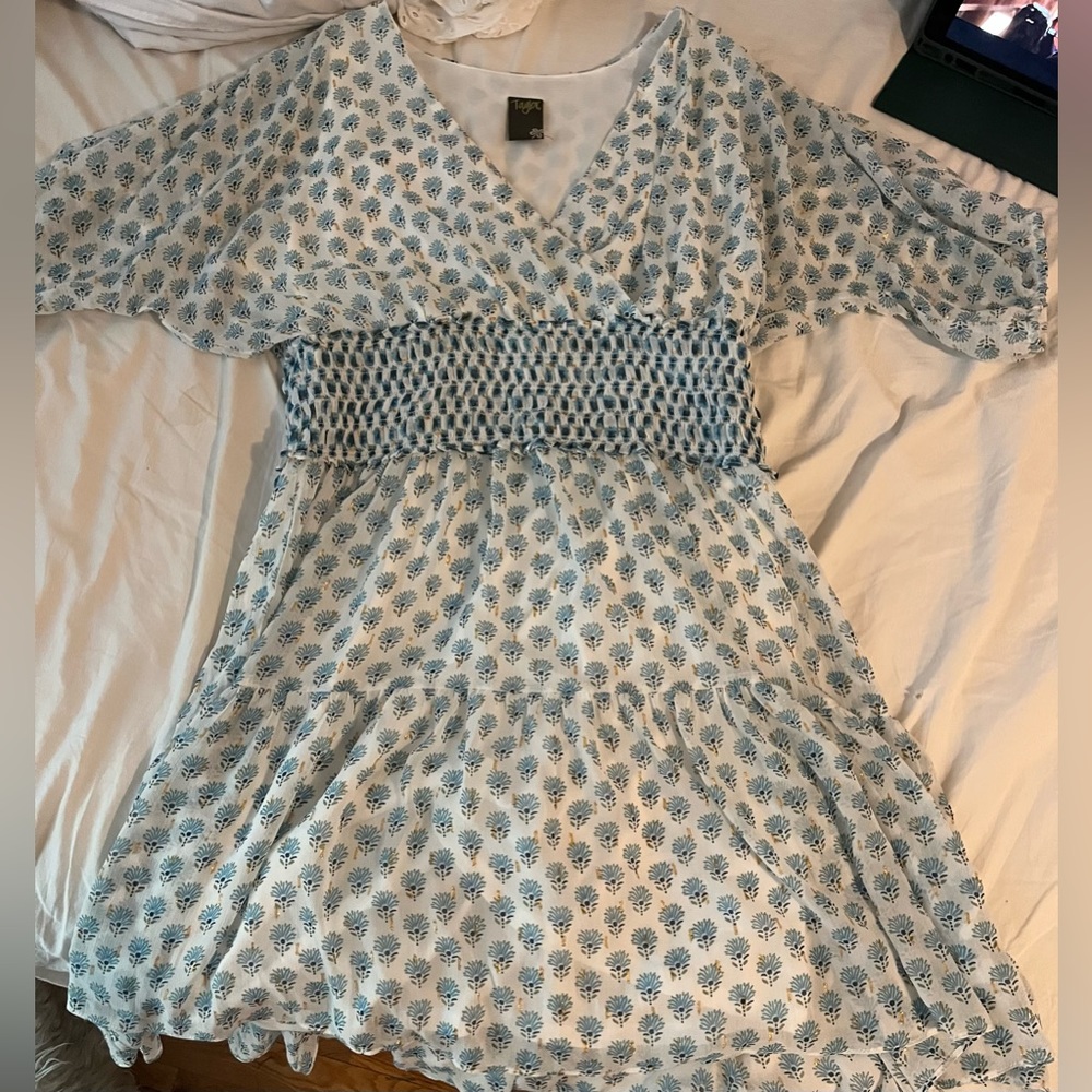 blue flow dress